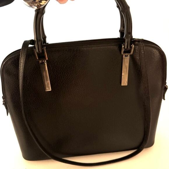 Gucci Black Pebble Grained leather w/bamboo handle /top zip/silver hardware - Picture 4 of 8